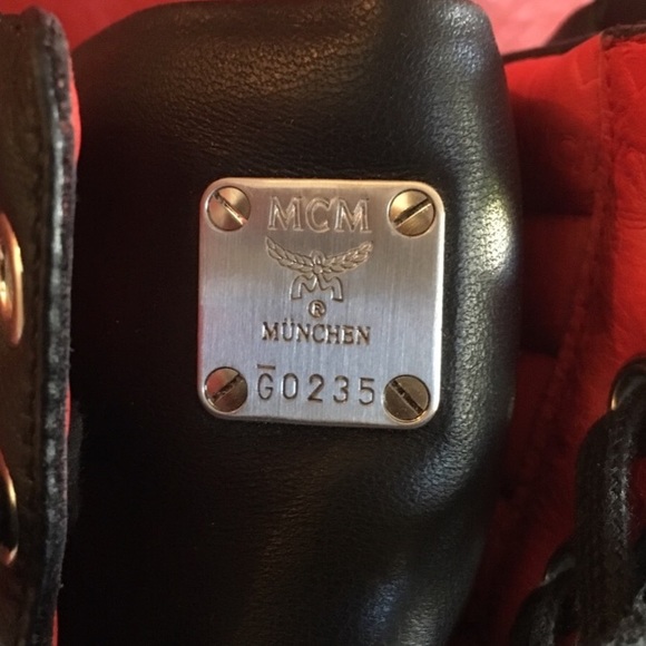 MCM Visetos Sneakers - Picture 5 of 5